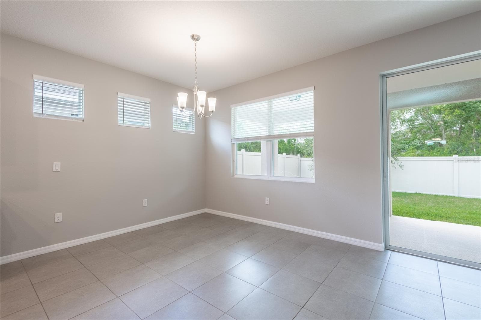 Single Family Residence at 31420 TANSY BND, WESLEY CHAPEL, photo 15 of 89