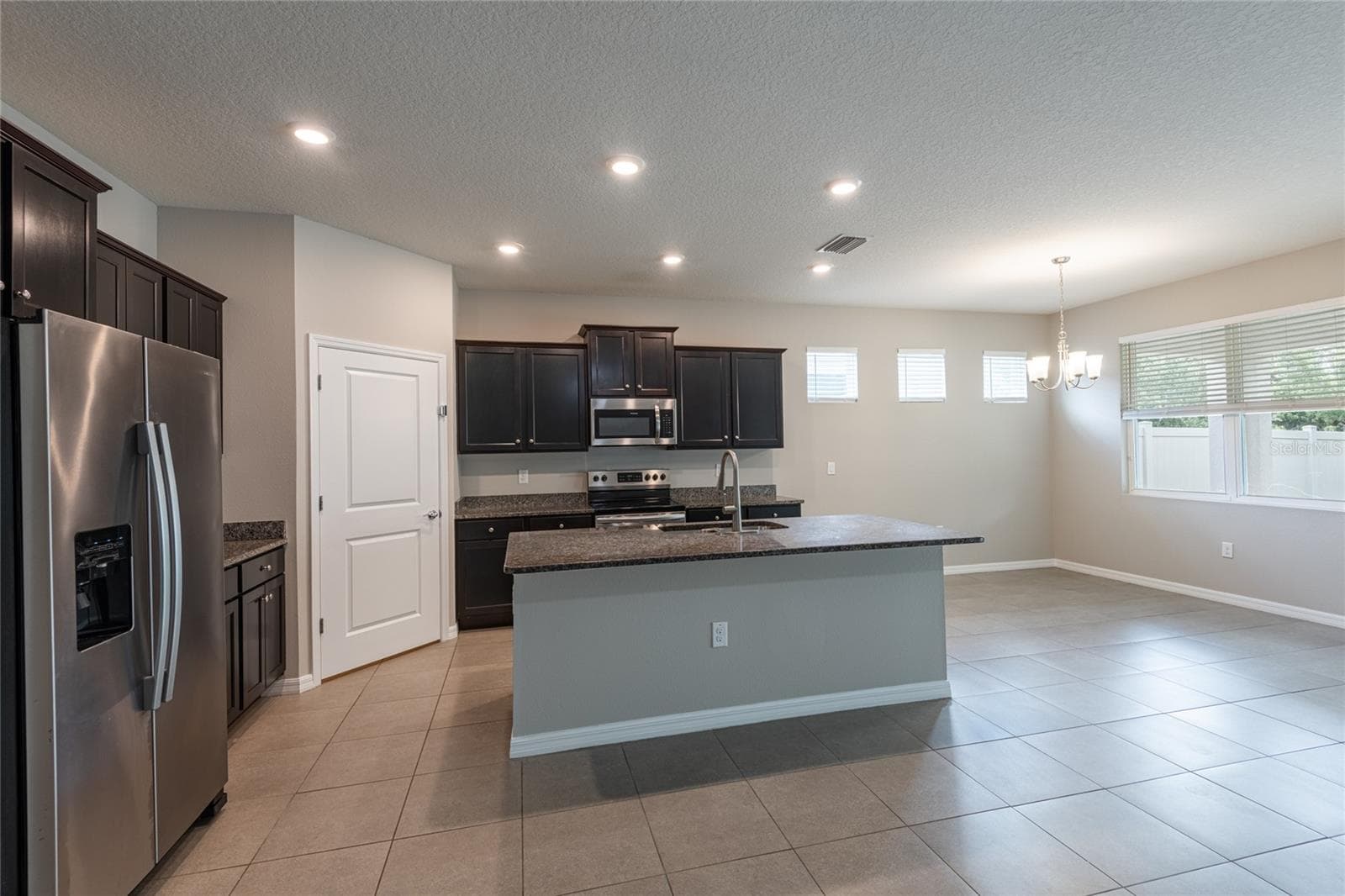 Single Family Residence at 31420 TANSY BND, WESLEY CHAPEL, photo 29 of 89