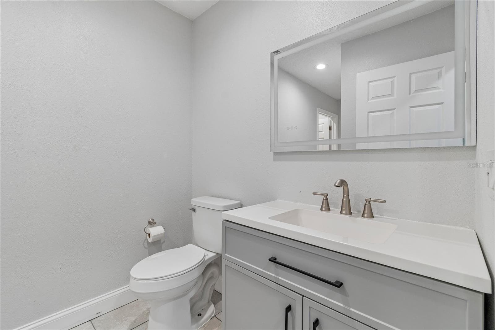Single Family Residence at 15628 CARLTON LAKE RD, WIMAUMA, photo 16 of 81