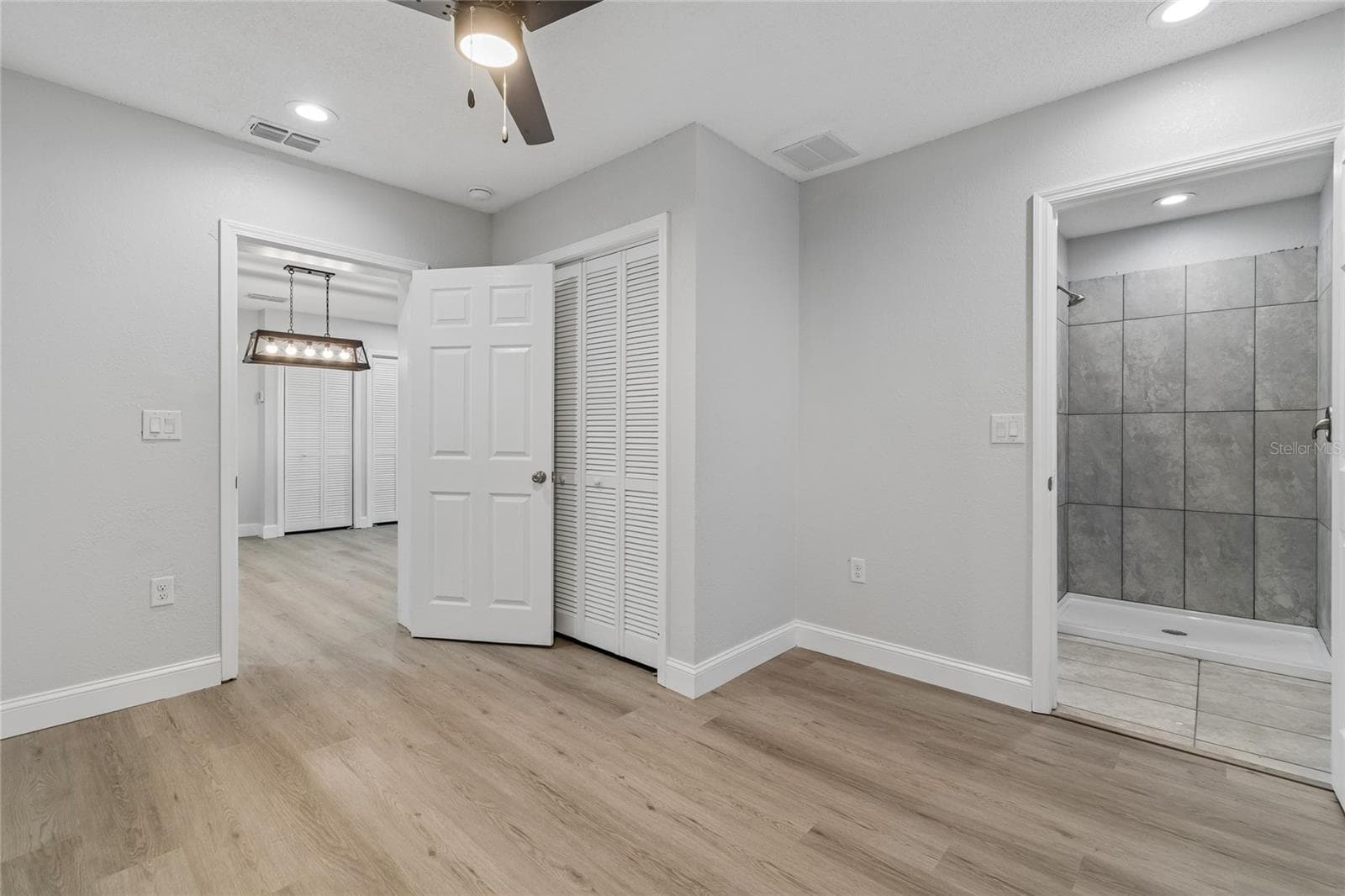 Single Family Residence at 15628 CARLTON LAKE RD, WIMAUMA, photo 20 of 81