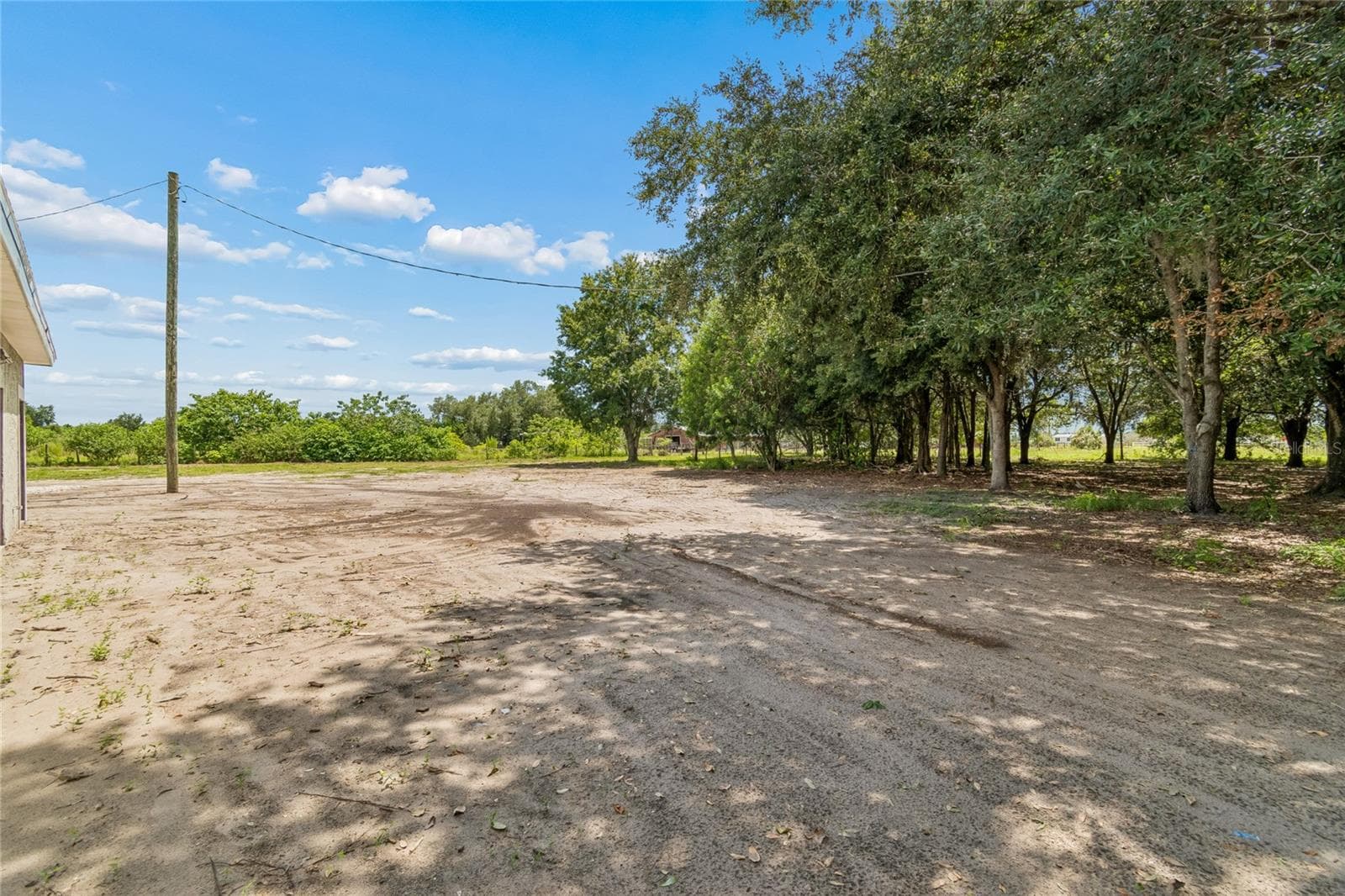Single Family Residence at 15628 CARLTON LAKE RD, WIMAUMA, photo 30 of 81