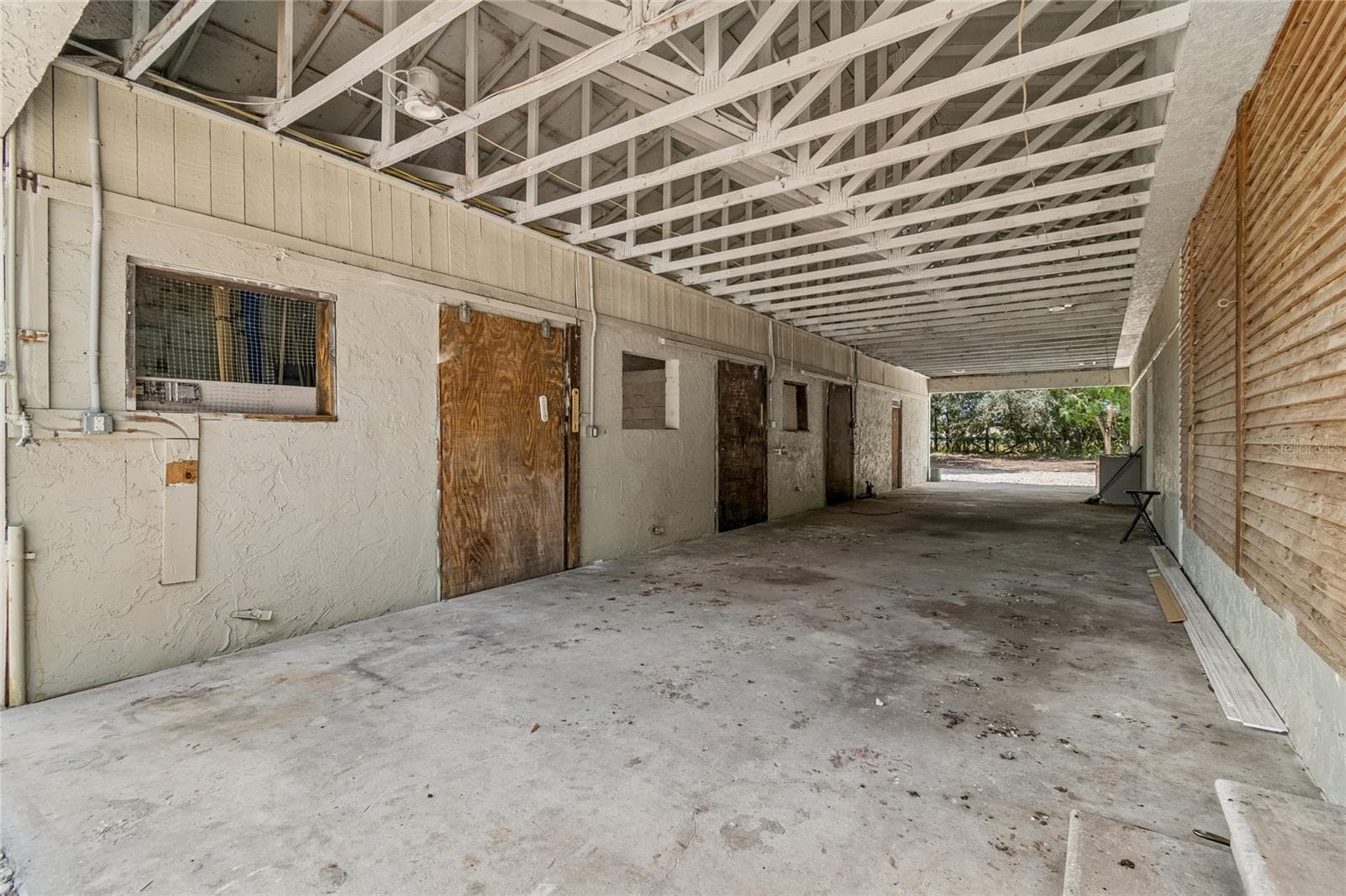 Single Family Residence at 15628 CARLTON LAKE RD, WIMAUMA, photo 33 of 81