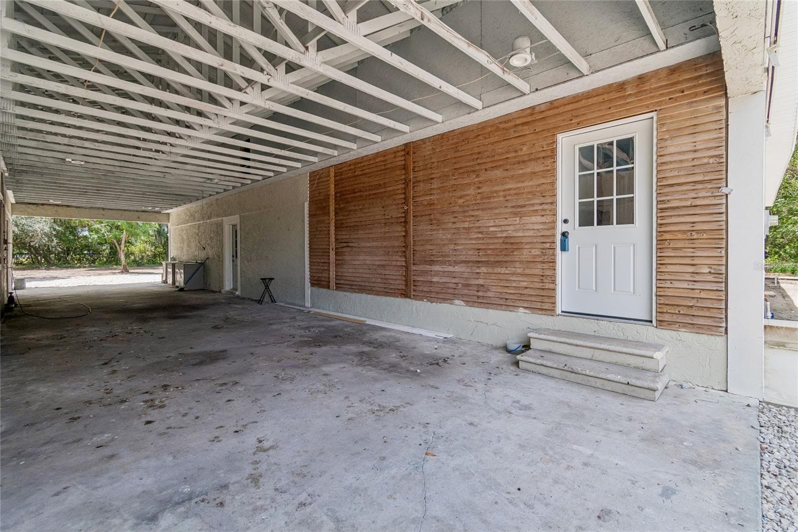 Single Family Residence at 15628 CARLTON LAKE RD, WIMAUMA, photo 34 of 81