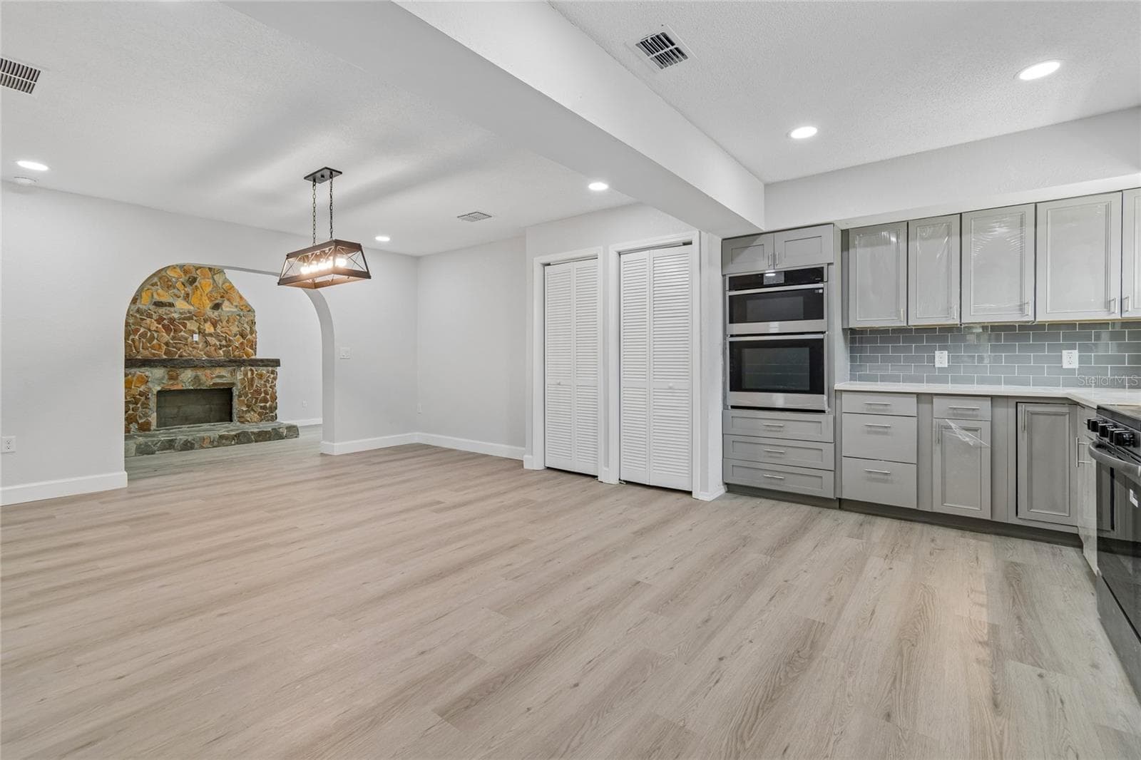 Single Family Residence at 15628 CARLTON LAKE RD, WIMAUMA, photo 37 of 81
