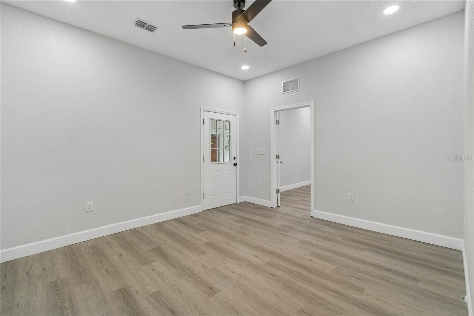 Single Family Residence at 15628 CARLTON LAKE RD, WIMAUMA, photo 42 of 81