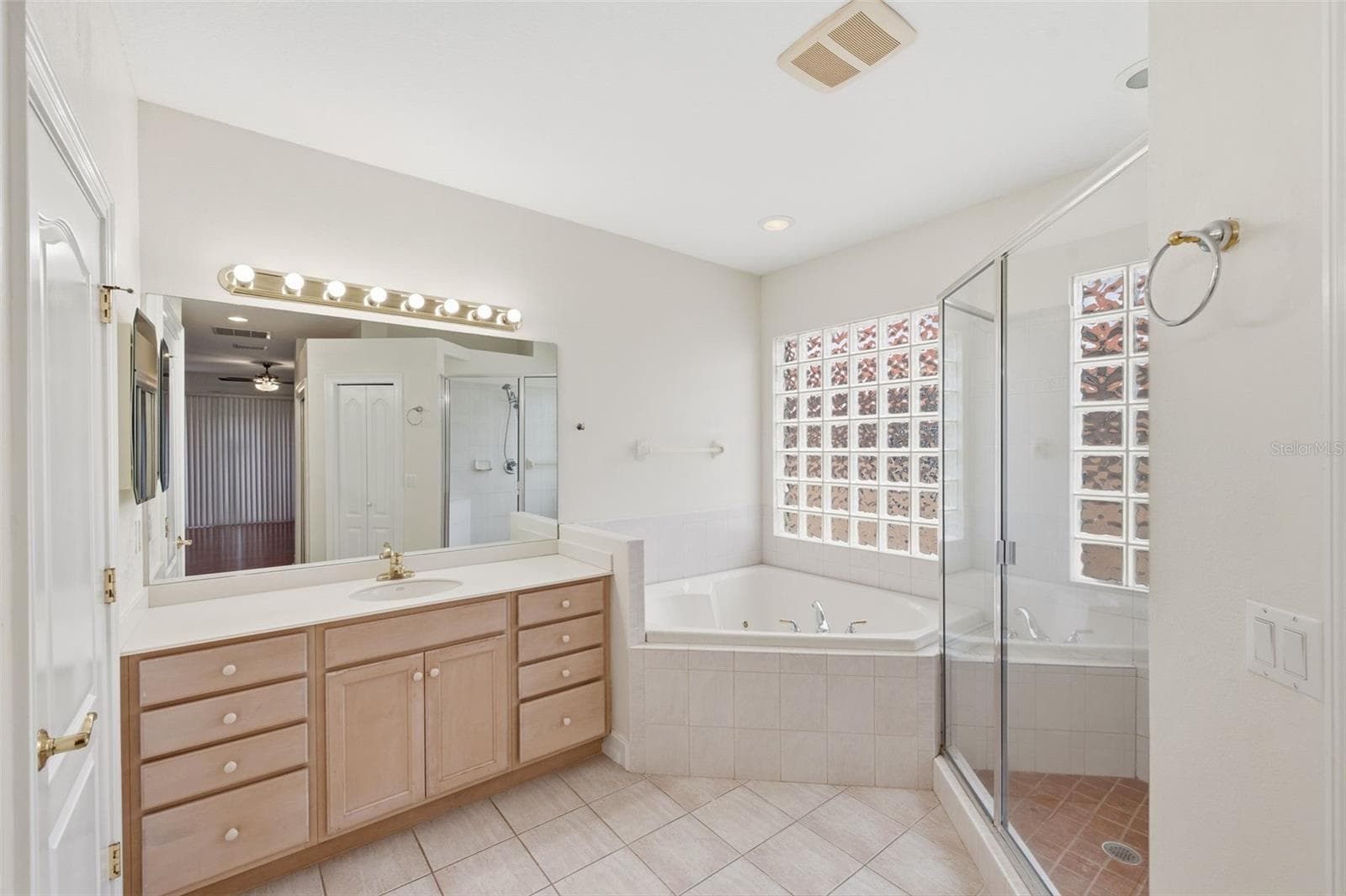 Primary Bathroom - 9985 SAGO POINT DR, LARGO