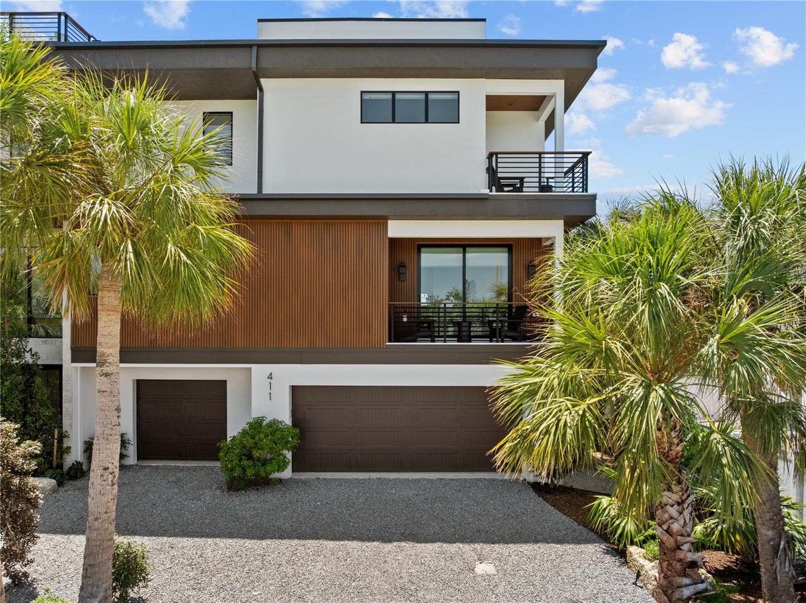 Single Family Residence at 411 PALM AVE, ANNA MARIA, photo 3 of 74
