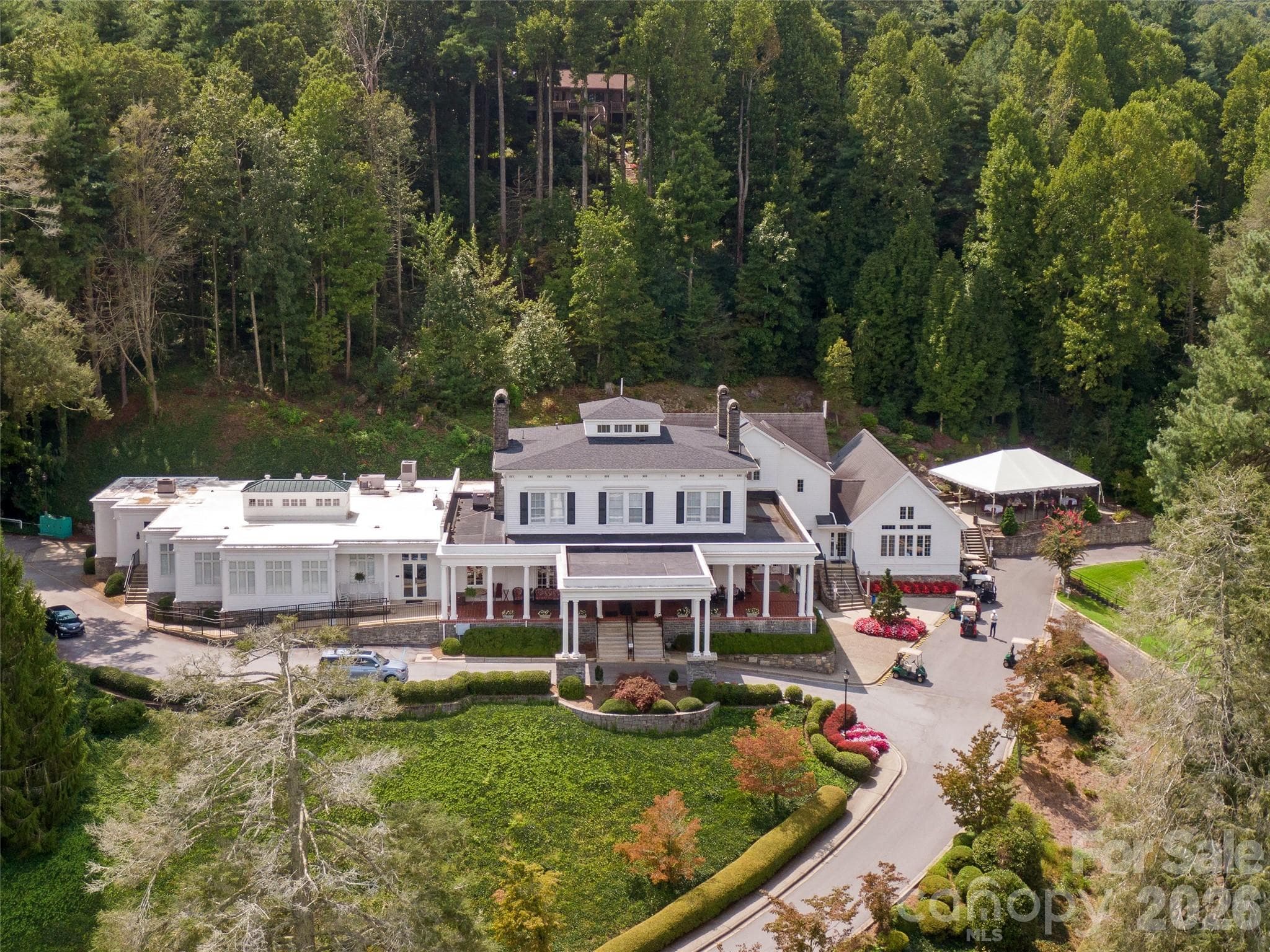 Kenmure Country Club Clubhouse - 128 Pinnacle Peak Lane, Flat Rock