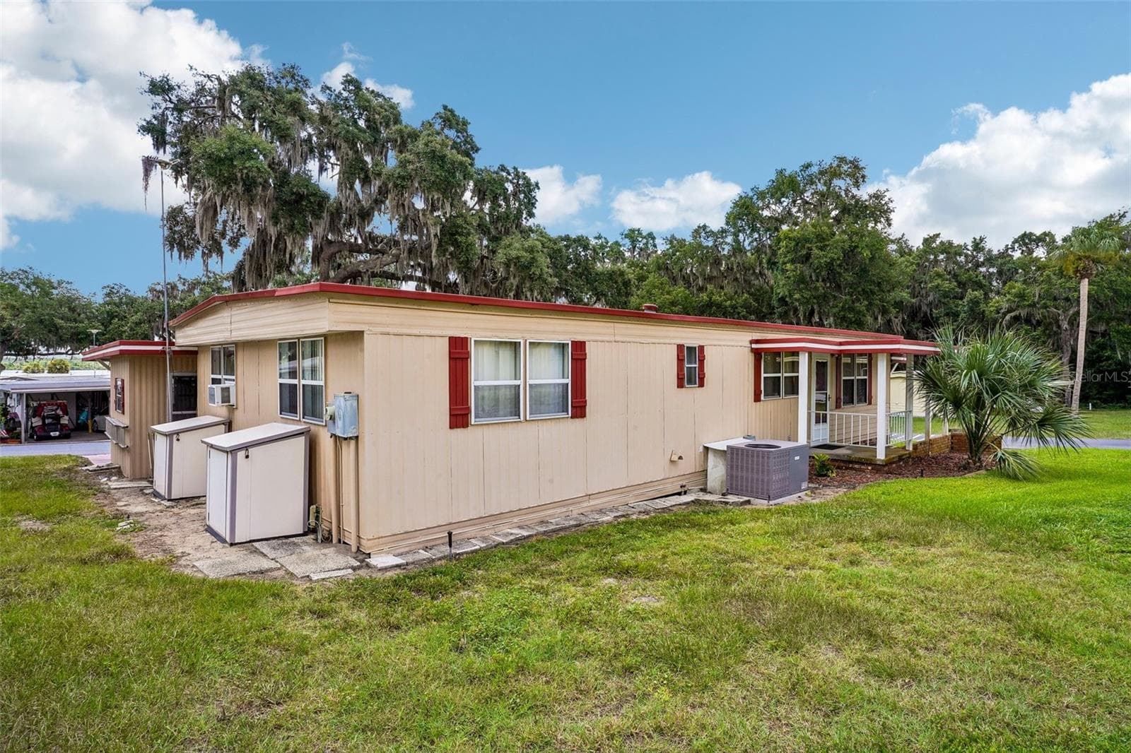 Mobile Home at 29 HARBOR OAKS DR, FRUITLAND PARK, photo 4 of 38