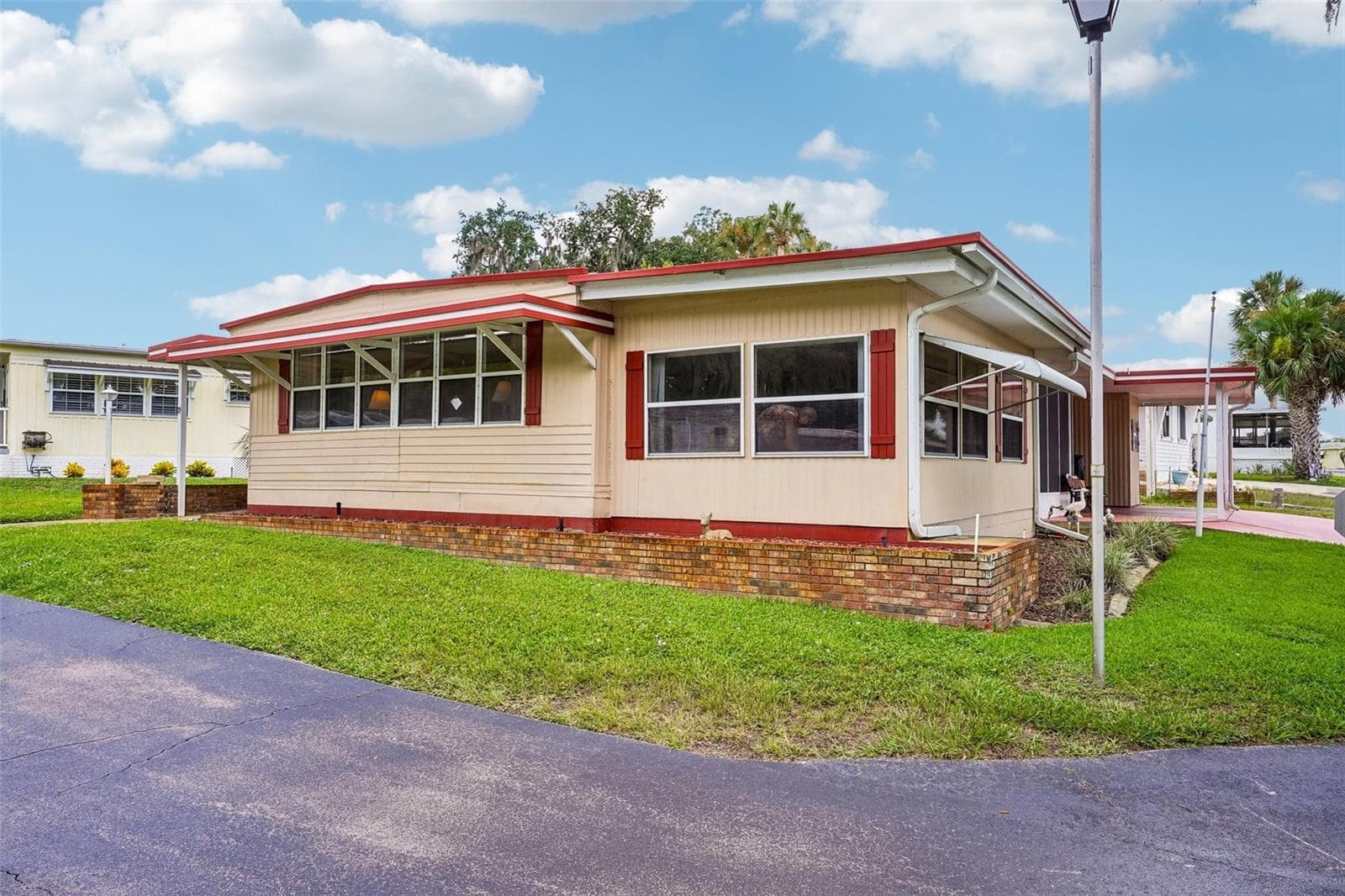Mobile Home at 29 HARBOR OAKS DR, FRUITLAND PARK, photo 37 of 38
