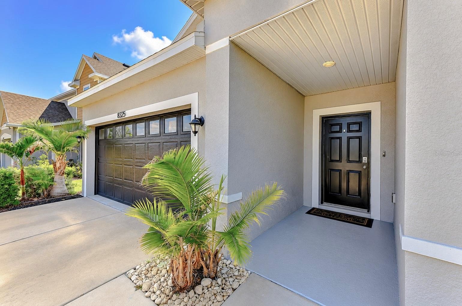 Let's Go Inside... - 8325 OLIVE BROOK DR, WESLEY CHAPEL
