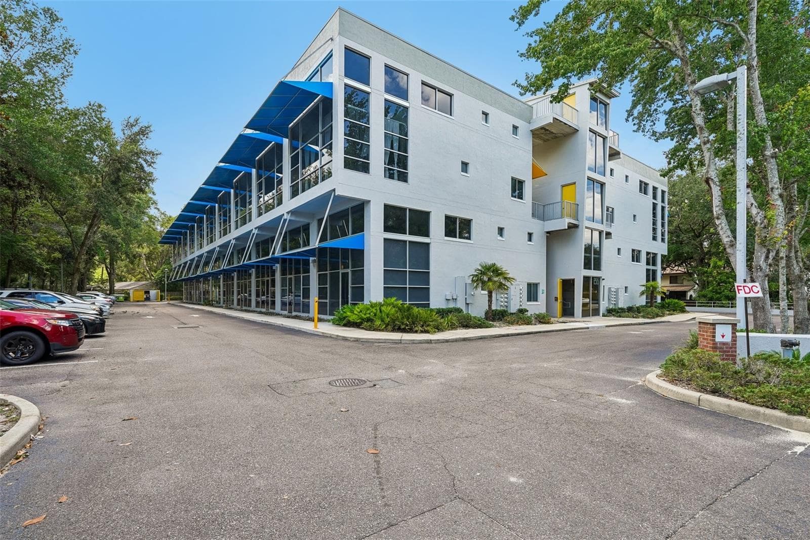 2515 SW 35TH PL #103