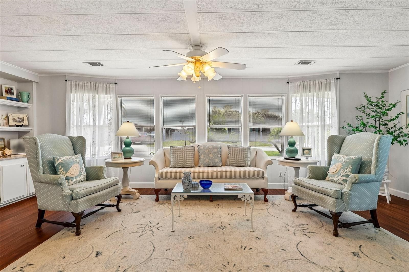 Manufactured Home at 1433 APACHE CIR, TAVARES, photo 9 of 51
