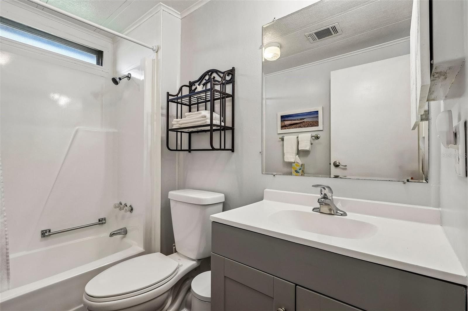 Manufactured Home at 1433 APACHE CIR, TAVARES, photo 21 of 51