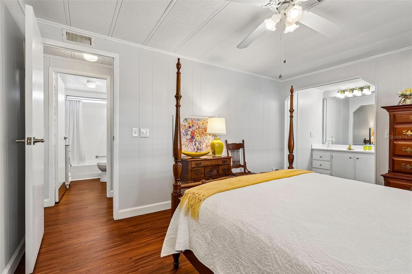 Manufactured Home at 1433 APACHE CIR, TAVARES, photo 25 of 51