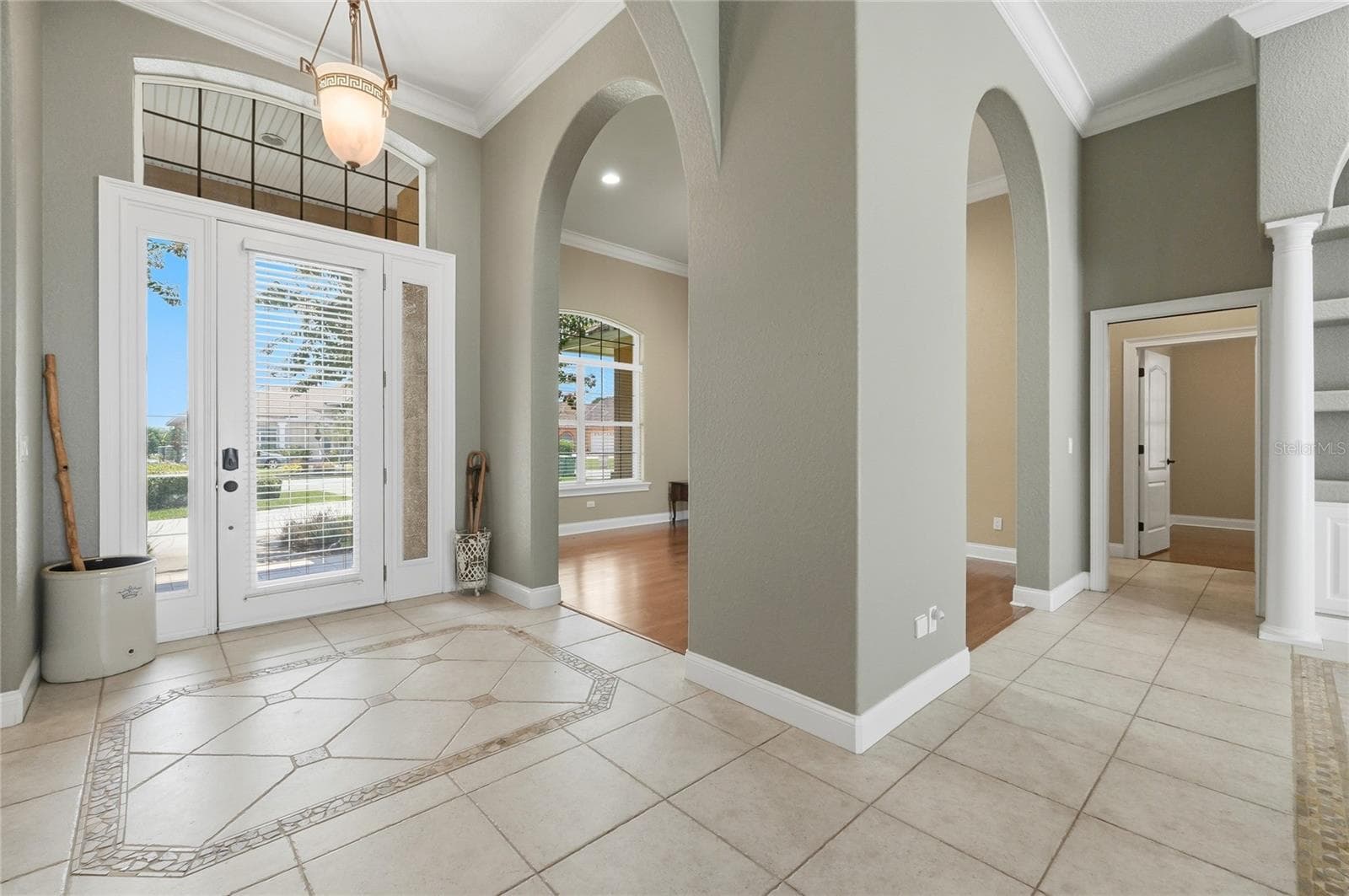 Single Family Residence at 328 HAMILTON SHORES DR NE, WINTER HAVEN, photo 8 of 81