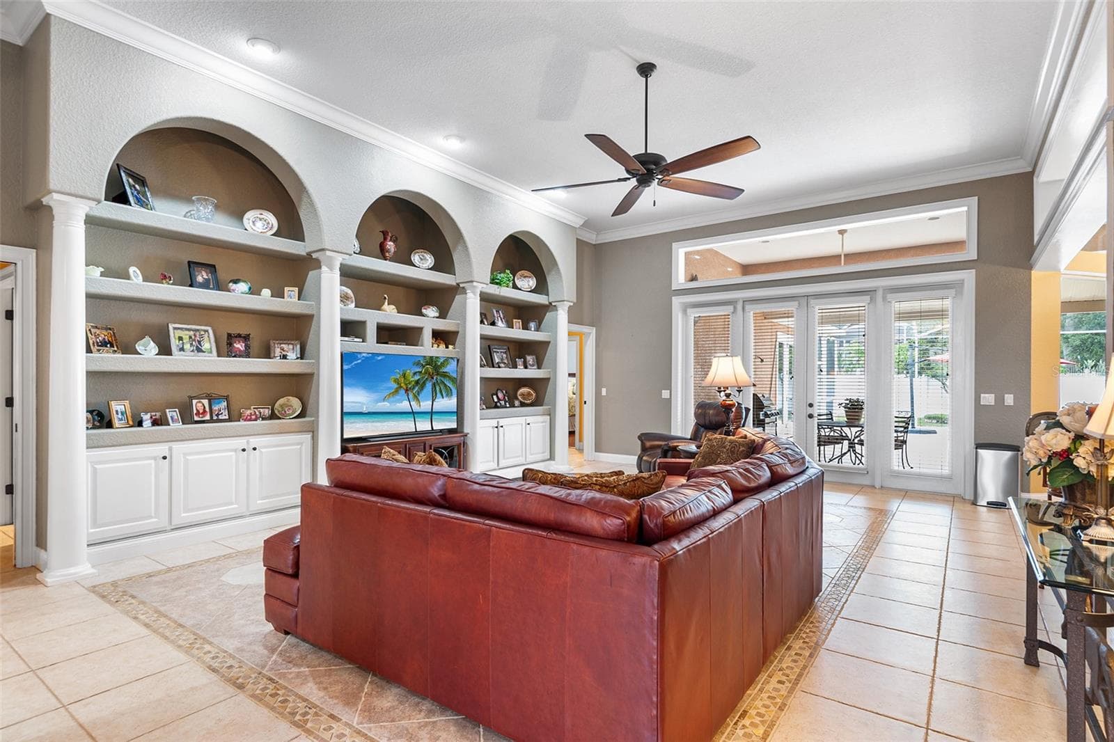 Single Family Residence at 328 HAMILTON SHORES DR NE, WINTER HAVEN, photo 10 of 81