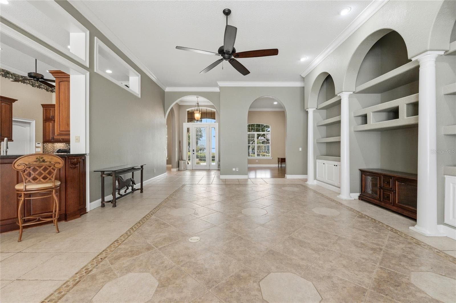 Single Family Residence at 328 HAMILTON SHORES DR NE, WINTER HAVEN, photo 12 of 81