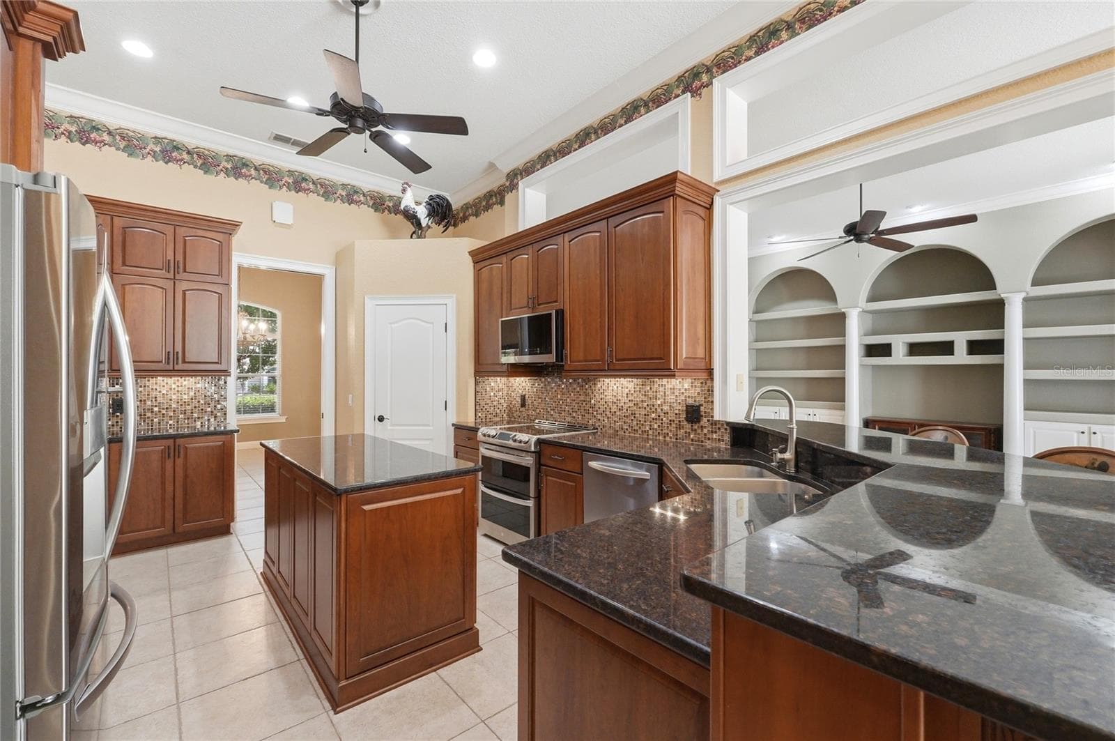 Single Family Residence at 328 HAMILTON SHORES DR NE, WINTER HAVEN, photo 17 of 81