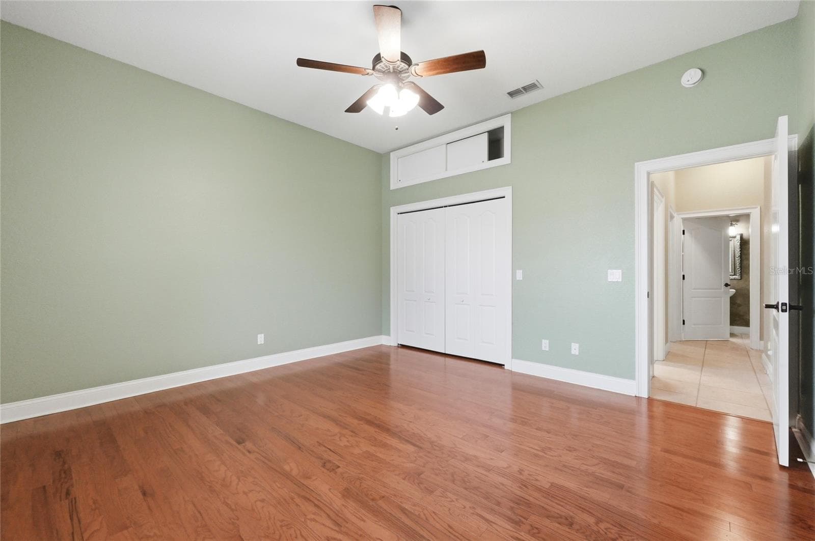 Single Family Residence at 328 HAMILTON SHORES DR NE, WINTER HAVEN, photo 49 of 81