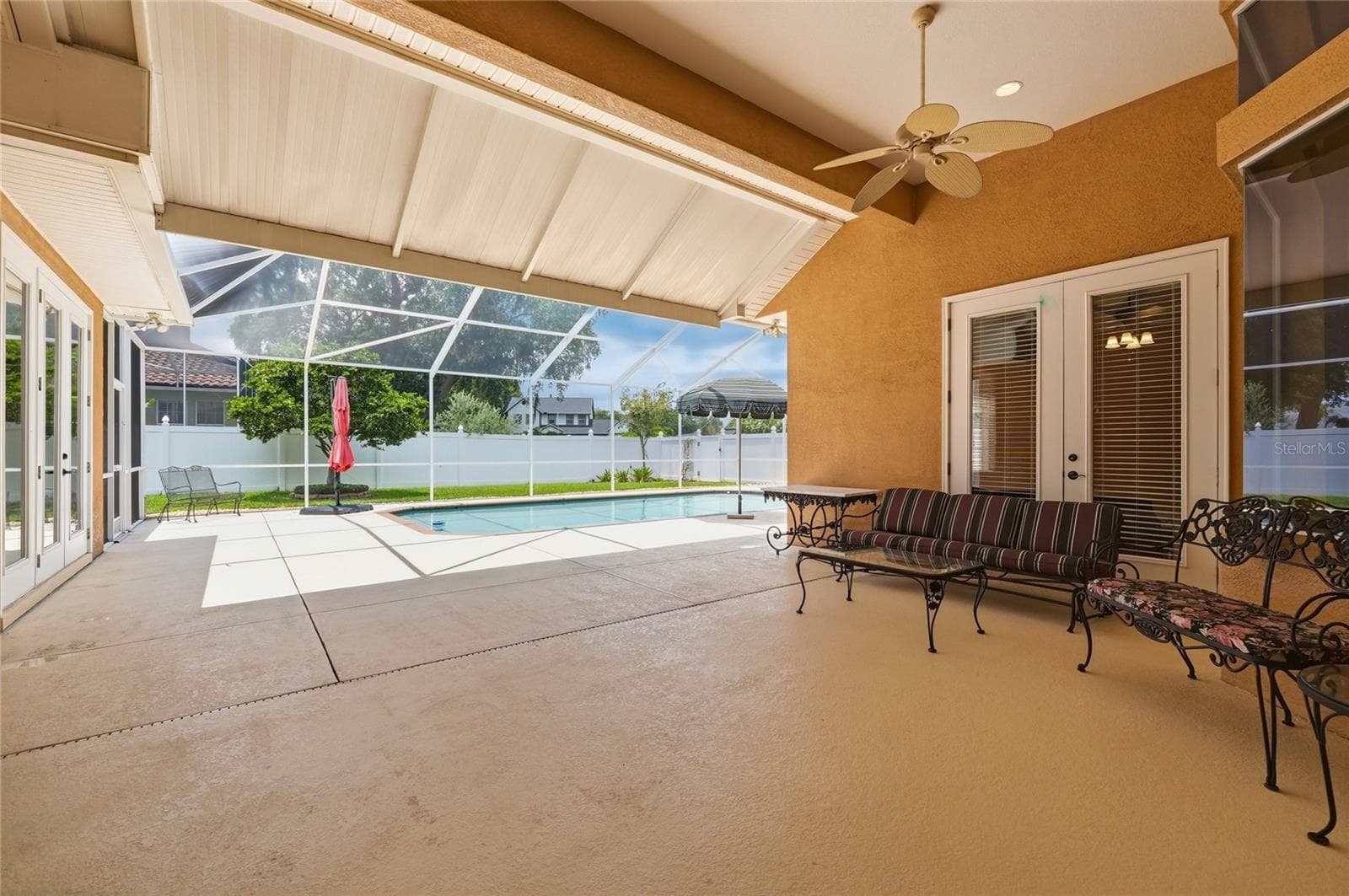 Single Family Residence at 328 HAMILTON SHORES DR NE, WINTER HAVEN, photo 61 of 81