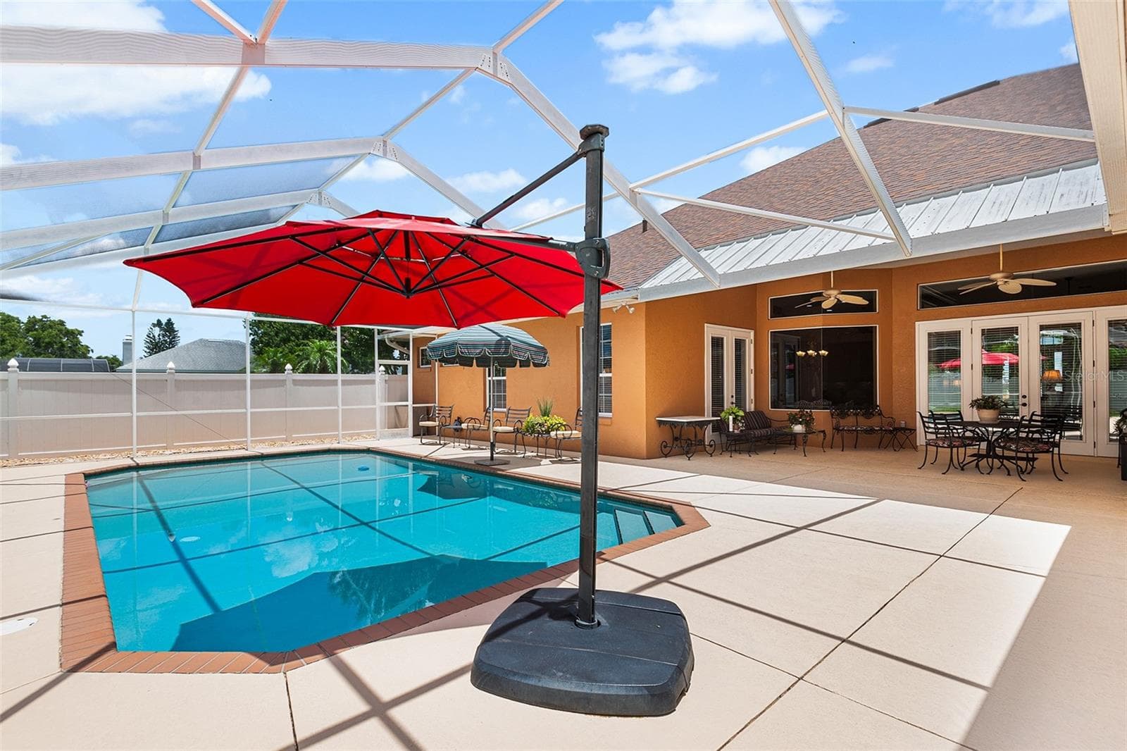 Single Family Residence at 328 HAMILTON SHORES DR NE, WINTER HAVEN, photo 66 of 81