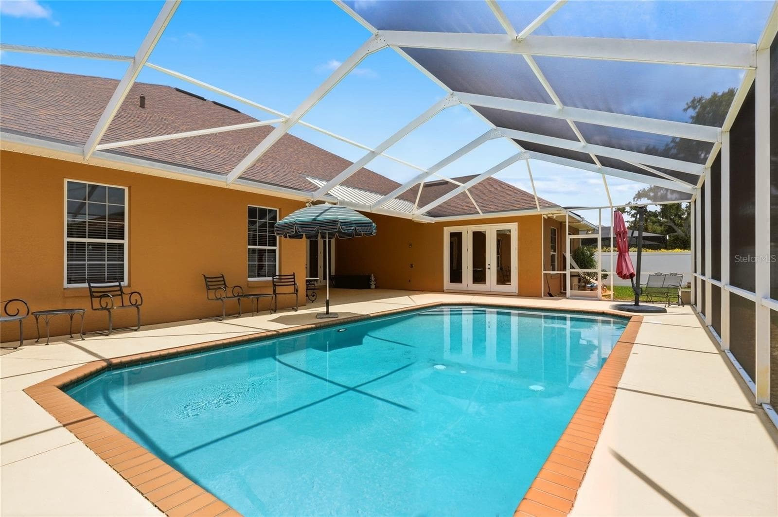 Single Family Residence at 328 HAMILTON SHORES DR NE, WINTER HAVEN, photo 67 of 81