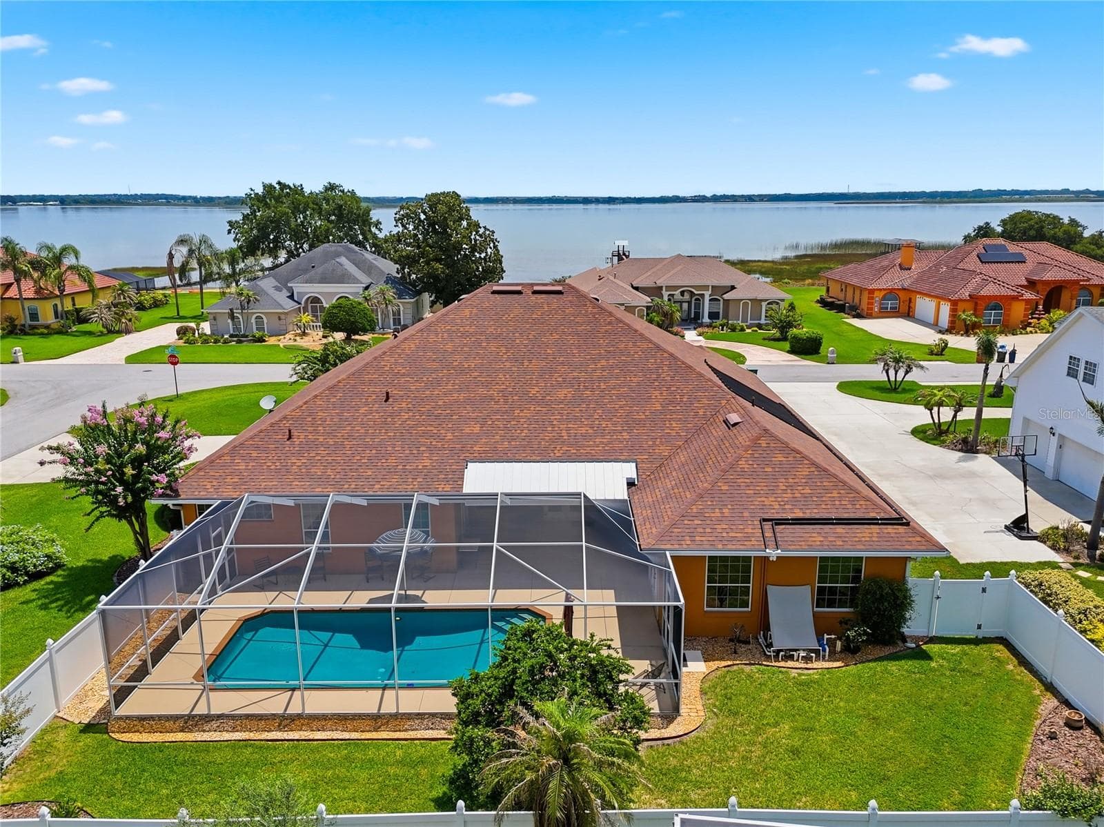 Single Family Residence at 328 HAMILTON SHORES DR NE, WINTER HAVEN, photo 75 of 81