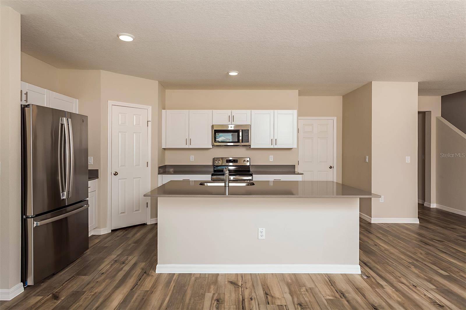 Single Family Residence at 5449 SAN PIETRO DR, WINTER HAVEN, photo 6 of 28