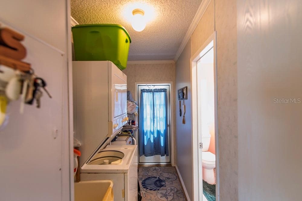 Laundry - 51 AMSTERDAM AVE, PUNTA GORDA