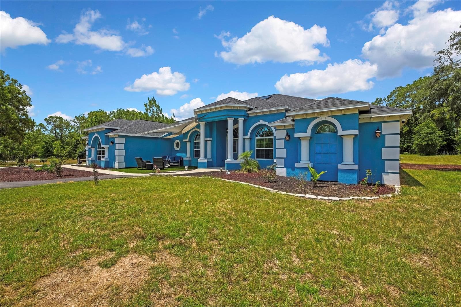 4016 JACARANDA CIR