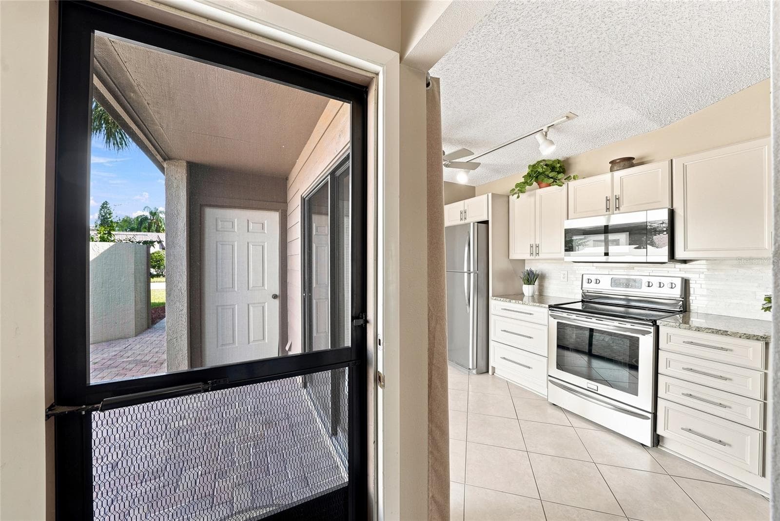 Villa at 3446 BEEKMAN PL #50, SARASOTA, photo 8 of 37