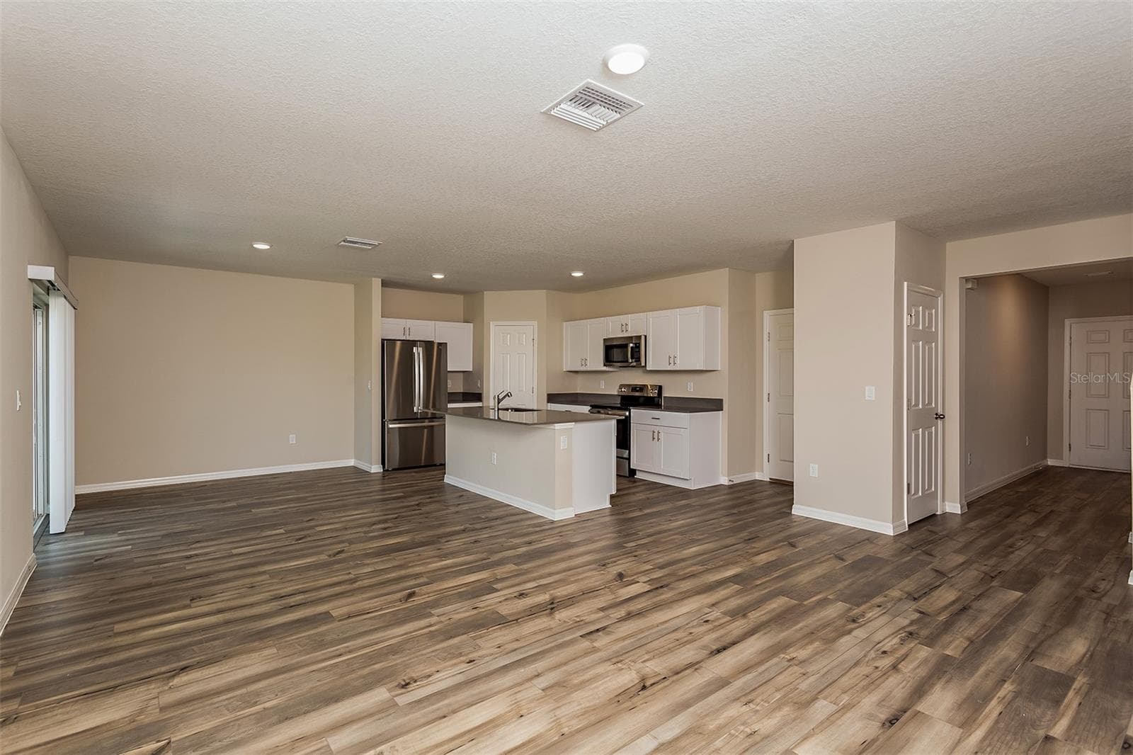 Single Family Residence at 5394 SAN PIETRO DR, WINTER HAVEN, photo 11 of 28