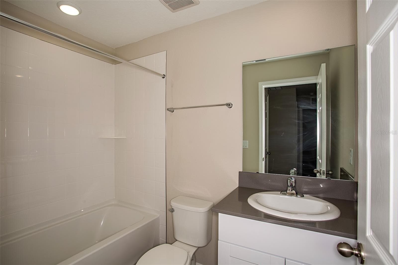 Single Family Residence at 5394 SAN PIETRO DR, WINTER HAVEN, photo 16 of 28