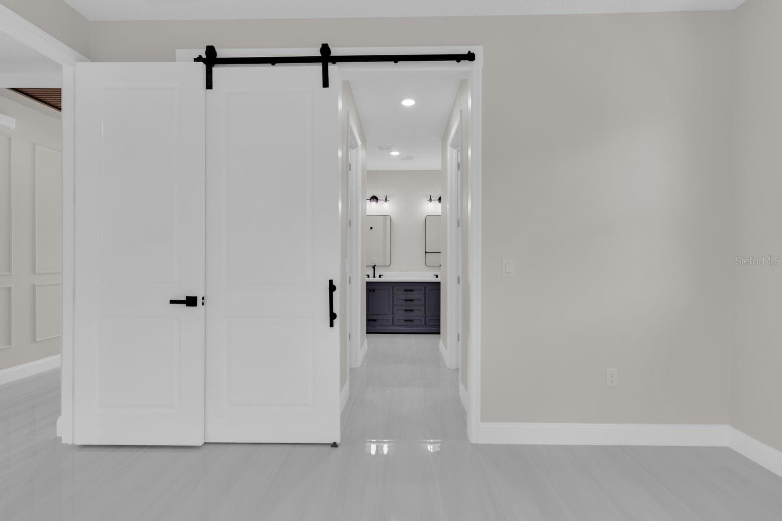 MasterRoom - 4880 BARNA AVE, TITUSVILLE