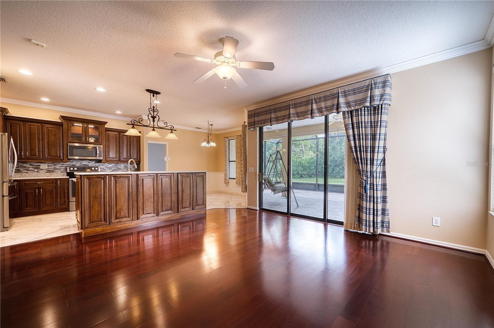 Single Family Residence at 4252 MACKAY FALLS TER, SARASOTA, photo 9 of 31