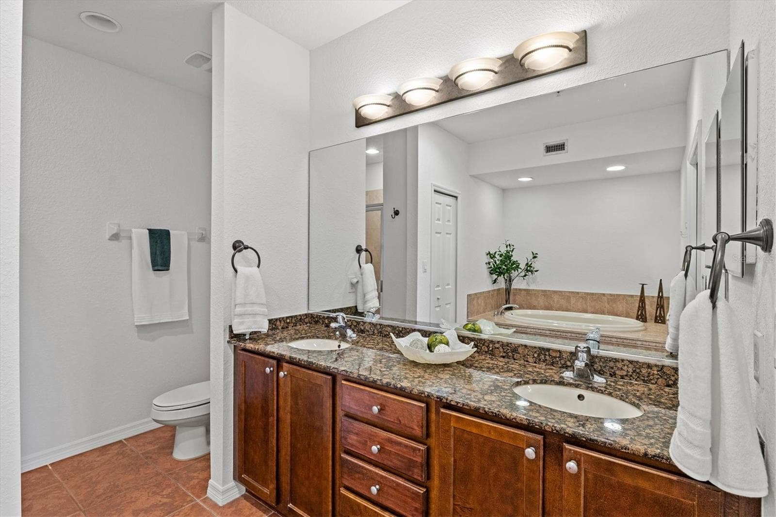 Condominium at 2309 JESSIE HARBOR DR #2402, OSPREY, photo 28 of 85