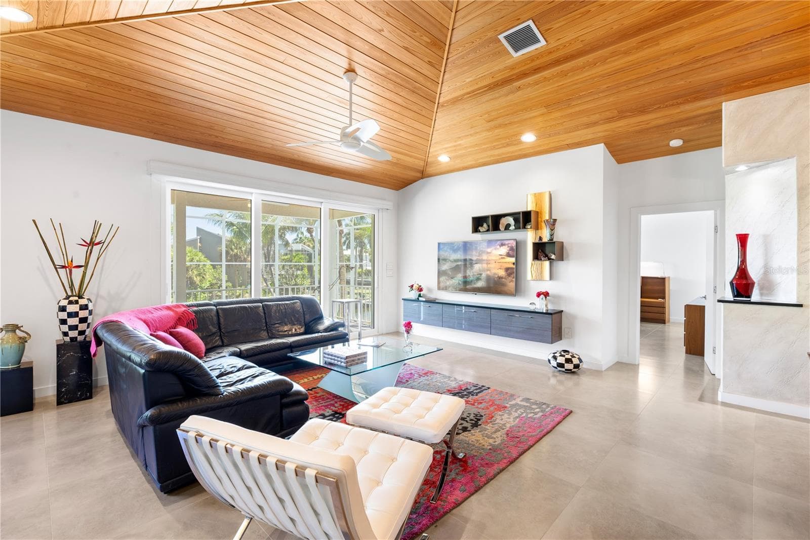 Single Family Residence at 412 TREASURE BOAT WAY, SARASOTA, photo 12 of 84