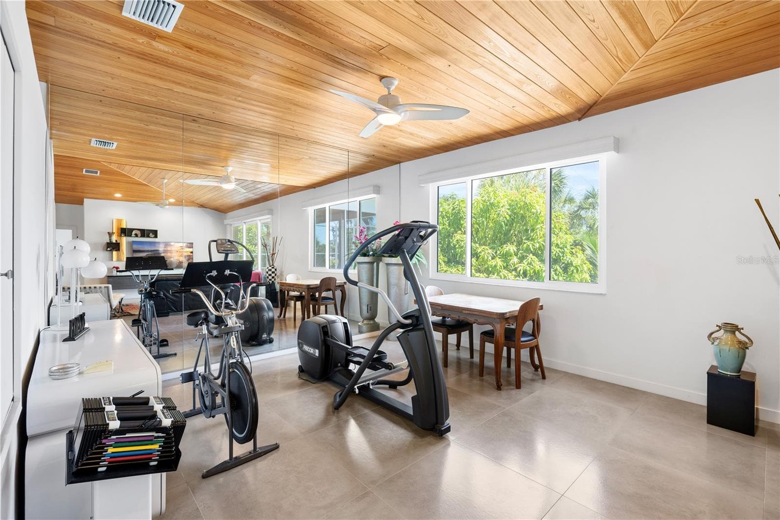 Single Family Residence at 412 TREASURE BOAT WAY, SARASOTA, photo 15 of 84
