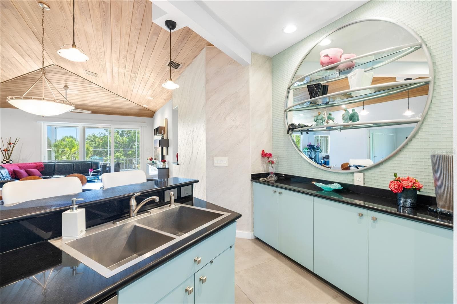 Single Family Residence at 412 TREASURE BOAT WAY, SARASOTA, photo 17 of 84