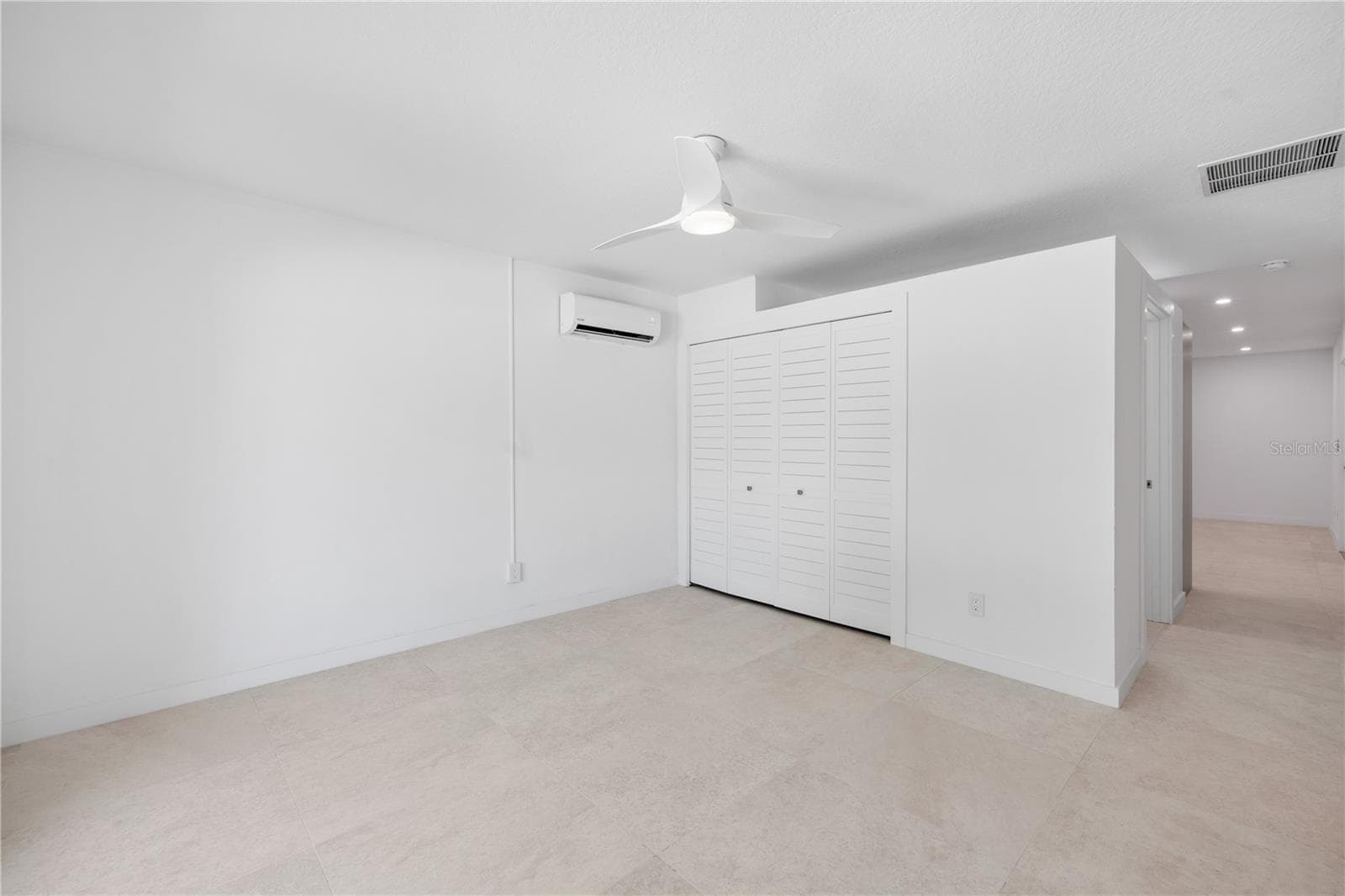 Single Family Residence at 412 TREASURE BOAT WAY, SARASOTA, photo 37 of 84
