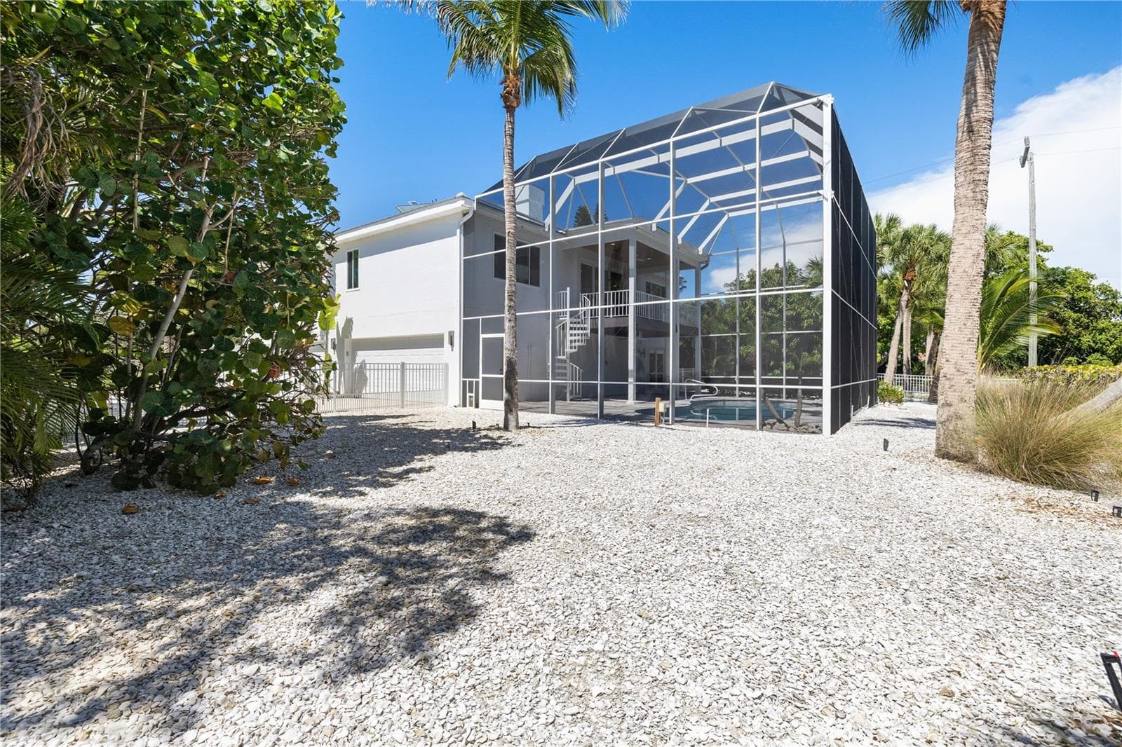Single Family Residence at 412 TREASURE BOAT WAY, SARASOTA, photo 44 of 84