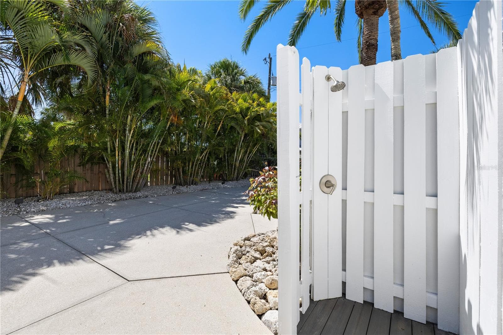 Single Family Residence at 412 TREASURE BOAT WAY, SARASOTA, photo 57 of 84