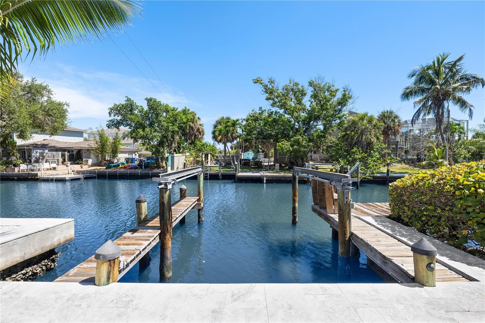 Single Family Residence at 412 TREASURE BOAT WAY, SARASOTA, photo 62 of 84