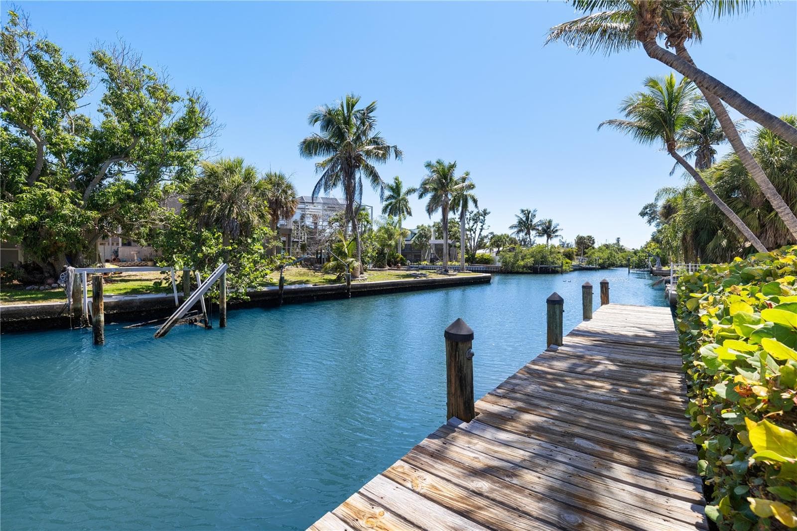 Single Family Residence at 412 TREASURE BOAT WAY, SARASOTA, photo 63 of 84