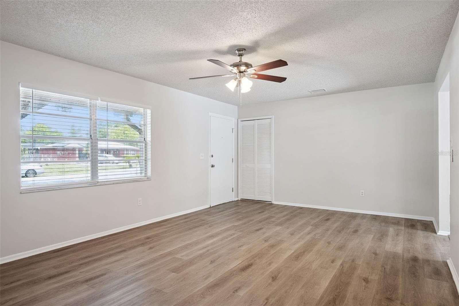Single Family Residence at 111 BORADA RD, SANFORD, photo 2 of 32