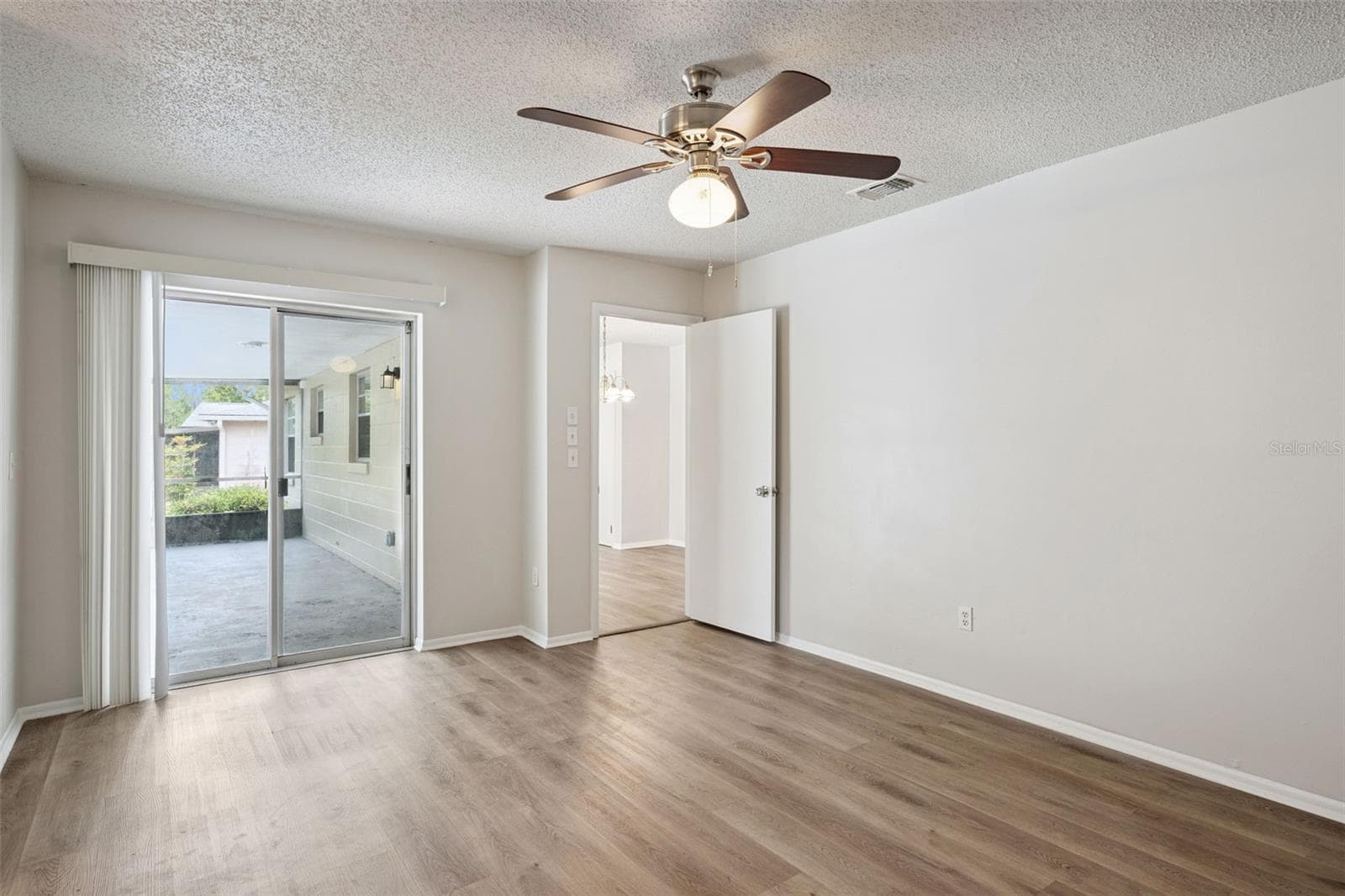 Single Family Residence at 111 BORADA RD, SANFORD, photo 8 of 32