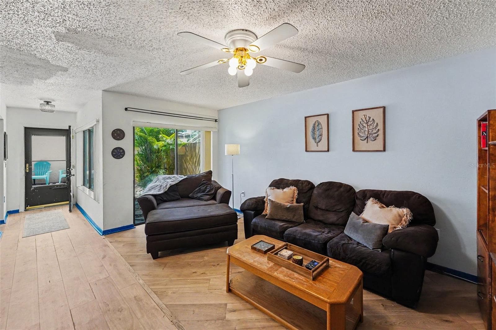 Townhouse at 2095 SUNSET POINT RD #1904, CLEARWATER, photo 6 of 15