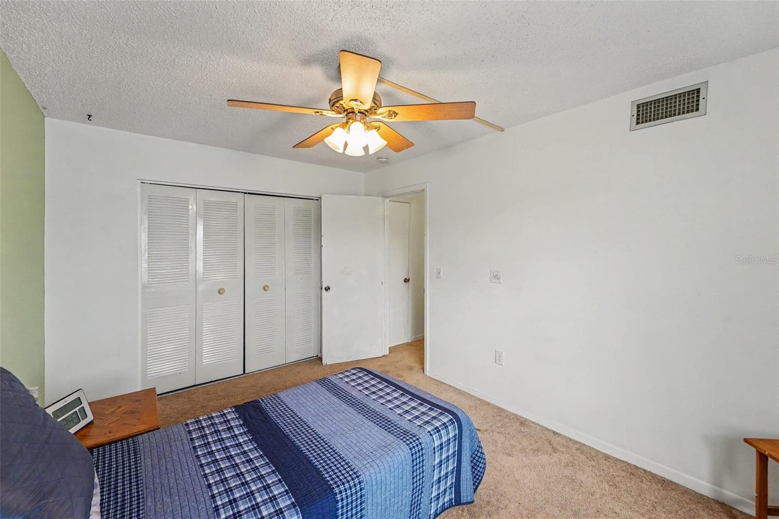 Townhouse at 2095 SUNSET POINT RD #1904, CLEARWATER, photo 14 of 15