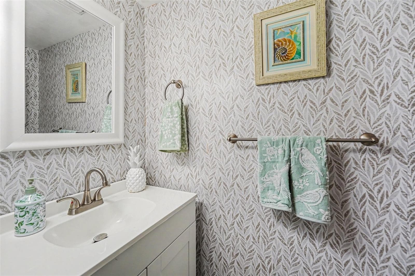 Townhouse at 2095 SUNSET POINT RD #1904, CLEARWATER, photo 15 of 15